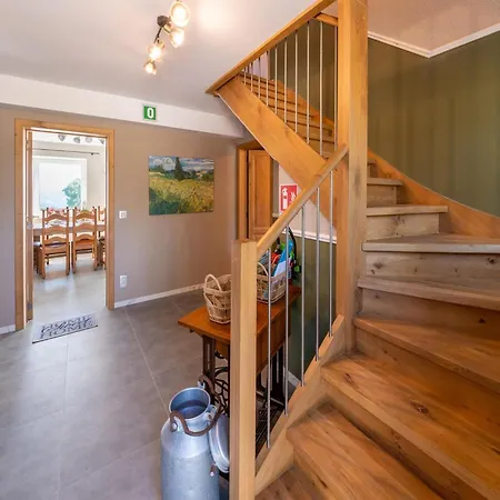 Holiday home Holiday Home Near Spa Francorchamps Circuit, Cleaning Included Stavelot