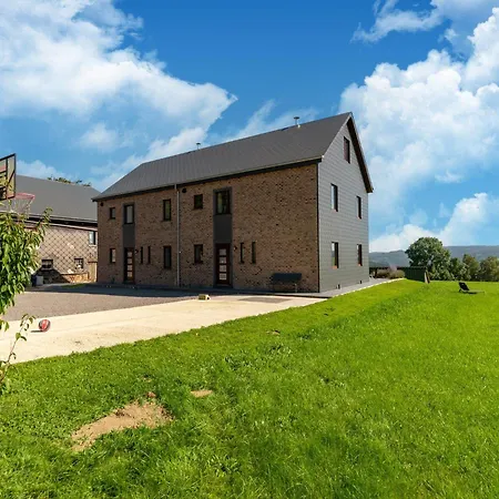 Spacious Getaway Near F1, Cleaning Included Holiday home Stavelot
