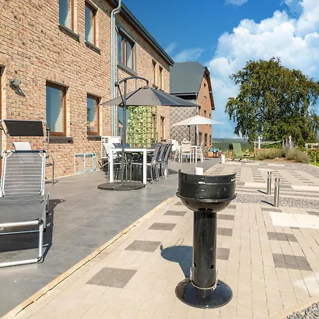 Holiday home Spacious Getaway Near F1, Cleaning Included Stavelot